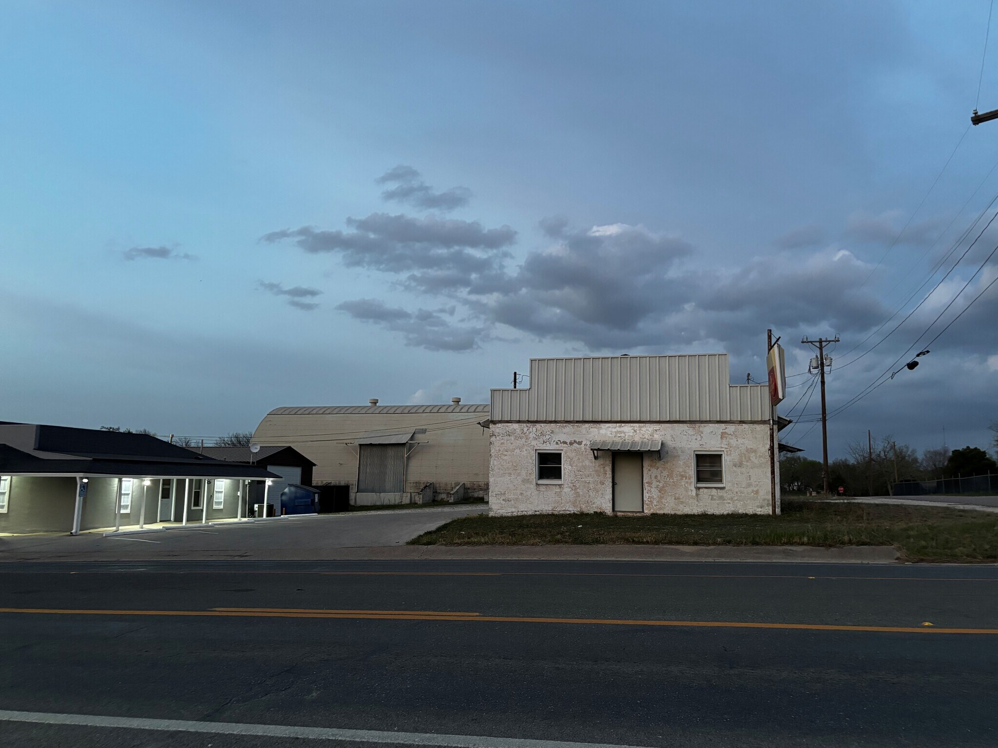 201 N Main St, McGregor, TX à vendre Photo du bâtiment- Image 1 de 11