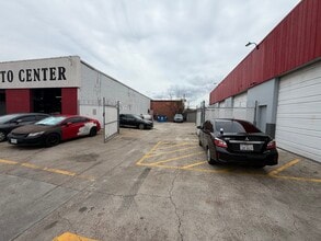 5609 Bellaire Blvd, Houston, TX à louer Photo intérieure- Image 1 de 7