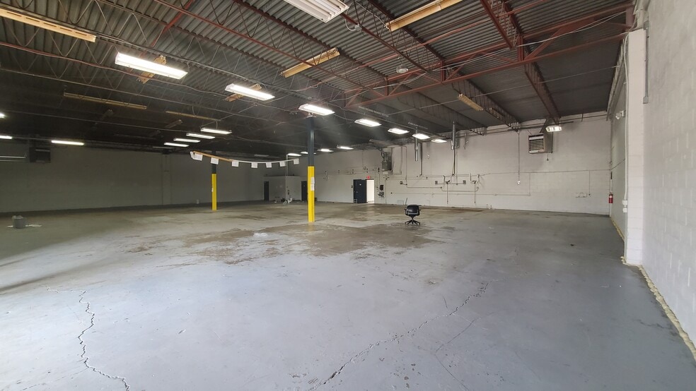 1503-1505 Alum Creek Dr, Columbus, OH à louer - Photo intérieure - Image 2 de 34