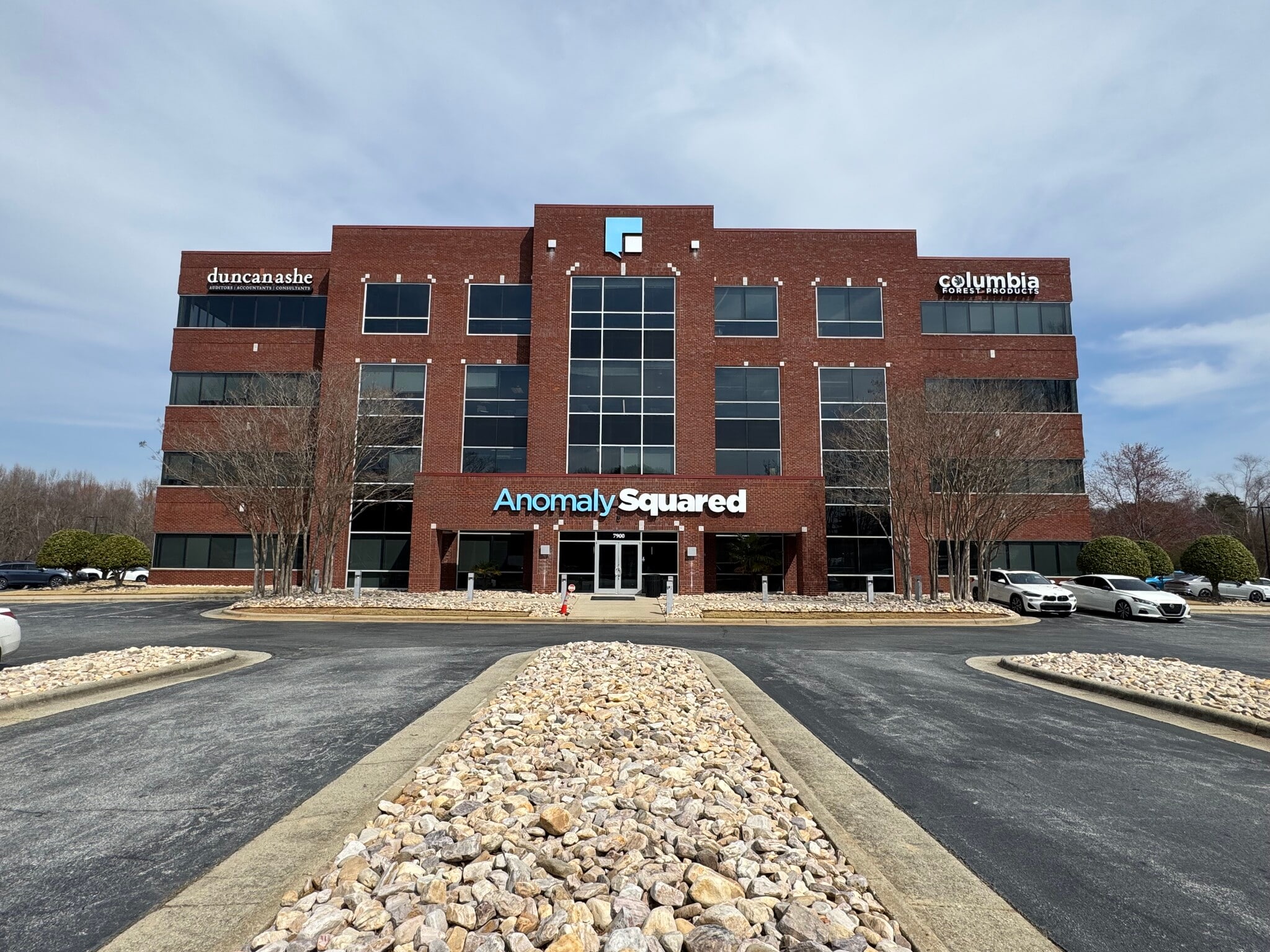 7900 McCloud Rd, Greensboro, NC à louer Photo du bâtiment- Image 1 de 10