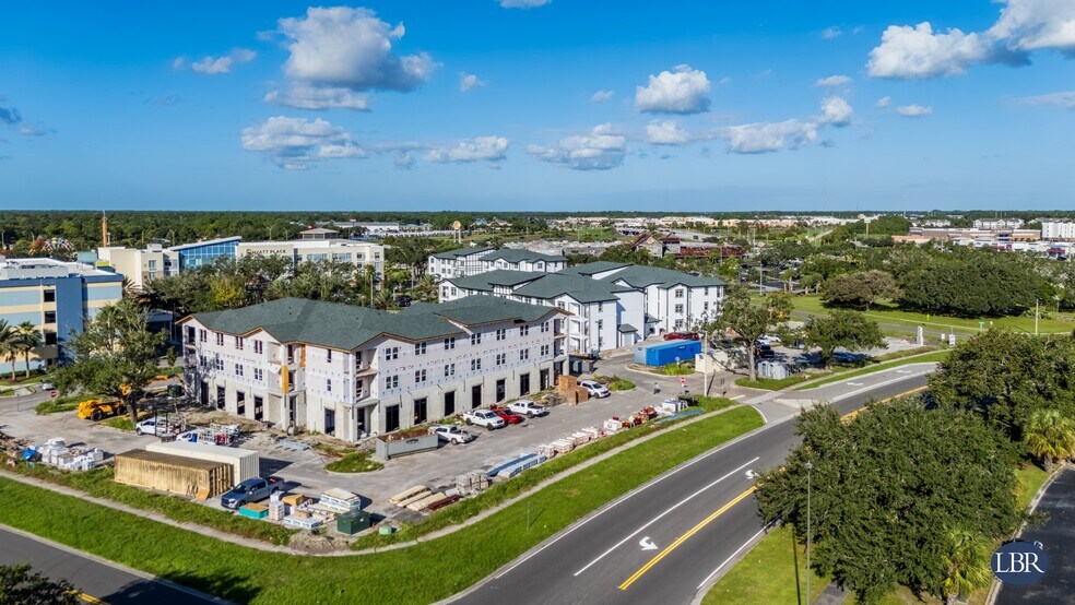 1415 Sportsman Ln NE, Palm Bay, FL à louer - Photo principale - Image 1 de 4