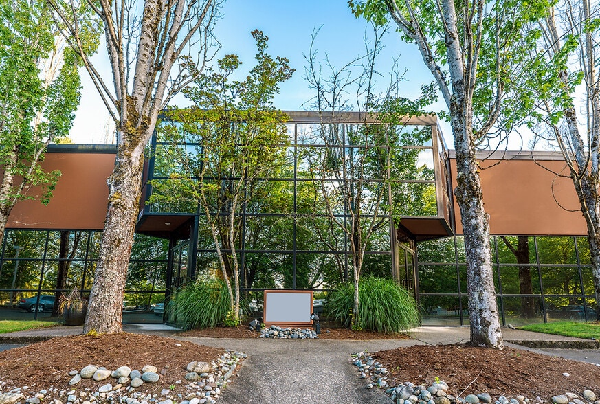 8561-8575 Willows Rd NE, Redmond, WA à louer - Photo du bâtiment - Image 1 de 3