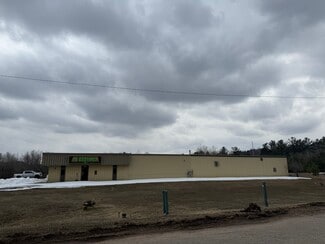 Plus de détails pour 623 Circle Dr, Iron Mountain, MI - Industriel à vendre