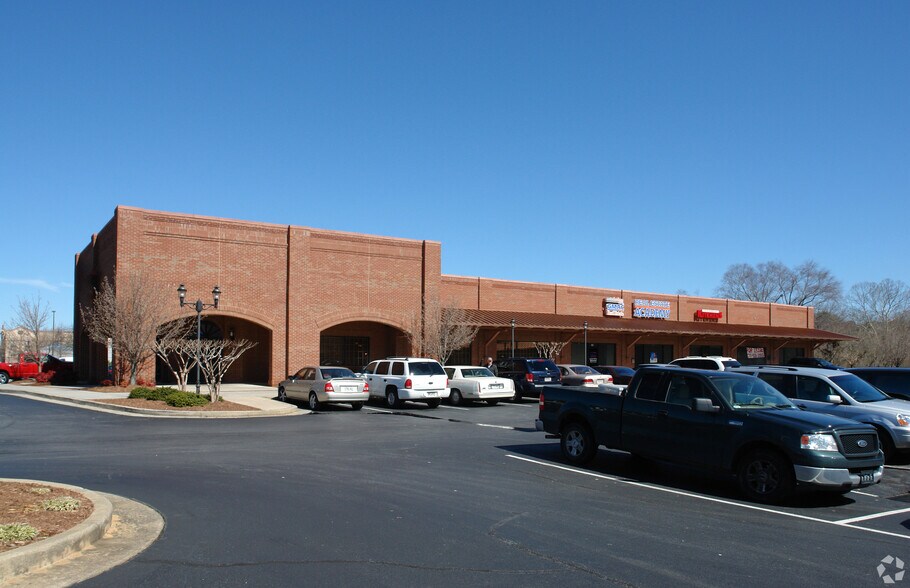9529-9539 Hwy 92, Woodstock, GA for lease - Building Photo - Image 2 of 7