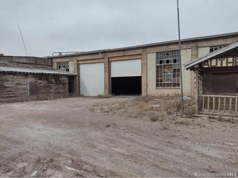 19 Sand Creek Rd, Laramie, WY for sale - Primary Photo - Image 1 of 4