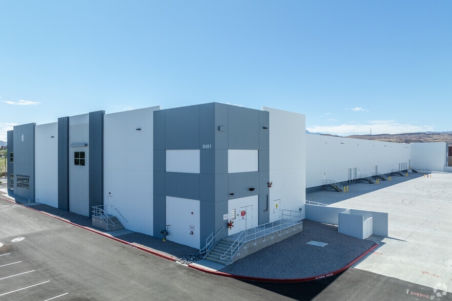 8491 W Badura Ave, Las Vegas, NV for sale - Building Photo - Image 2 of 6