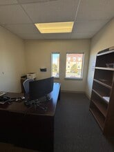 7139 W Hood Pl, Kennewick, WA for lease Interior Photo- Image 2 of 7