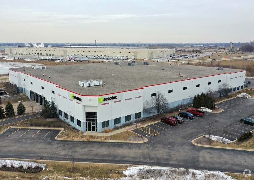 1230-1236 Hardt Cir, Bartlett, IL à louer - Photo principale - Image 1 de 6