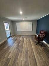 6218 U S Highway 49, Hattiesburg, MS for lease Interior Photo- Image 2 of 8