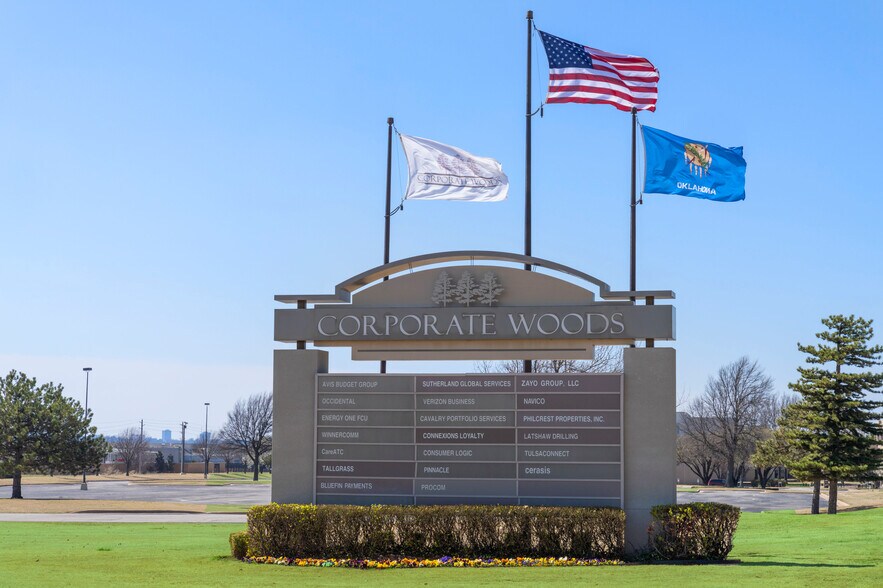 4500 S 129th East Ave, Tulsa, OK à louer - Photo du bâtiment - Image 2 de 23