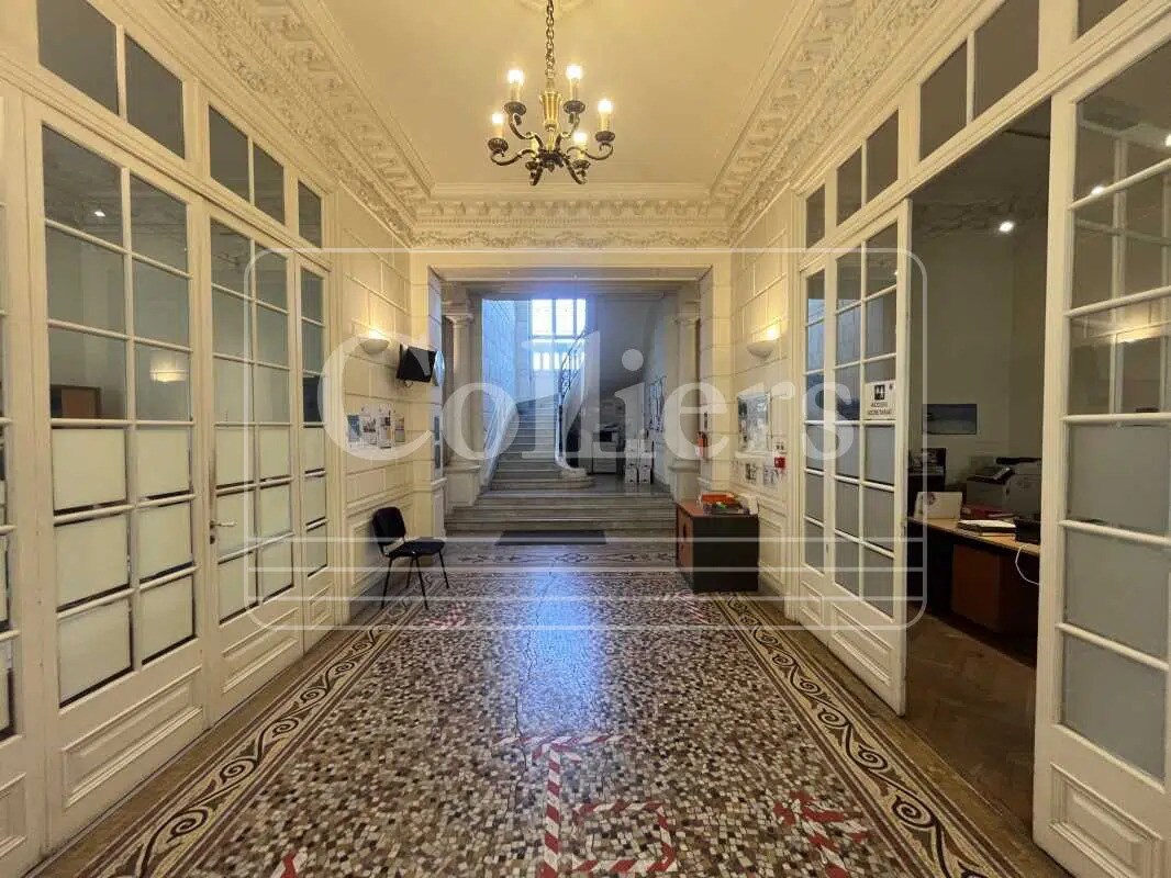 Office in Marseille for lease Lobby- Image 1 of 2