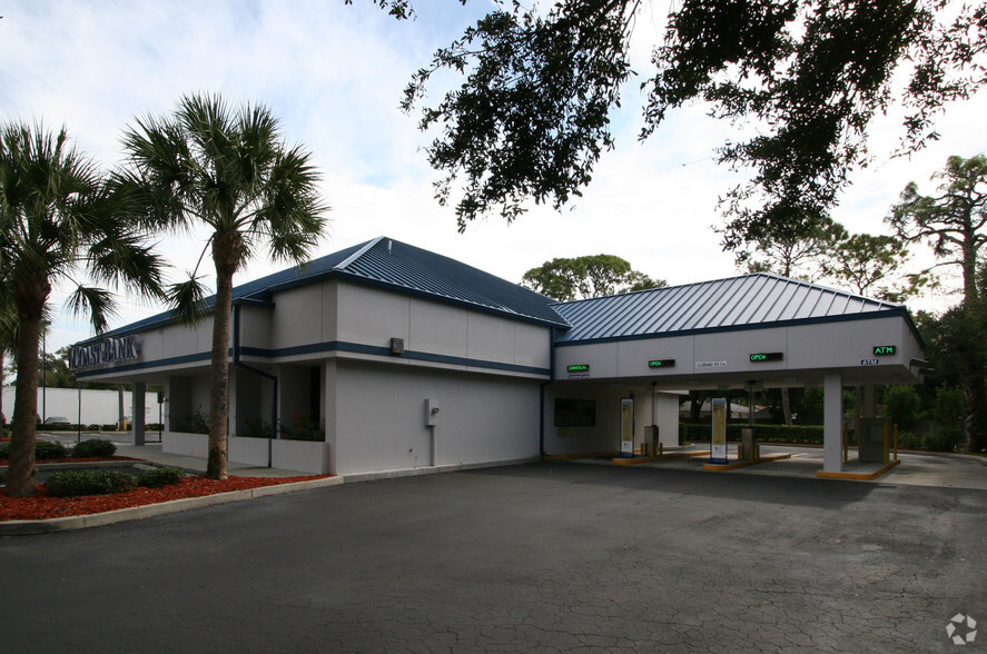 4601 W Manatee Ave, Bradenton, FL for lease - Building Photo - Image 2 of 13