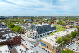 1221 W Taylor St, Chicago, IL - AERIAL  map view