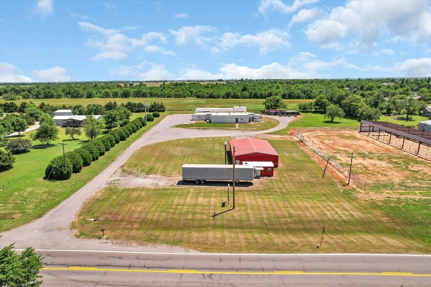 908 E Apache Trail Rd, Apache, OK à vendre - Photo du bâtiment - Image 3 de 19