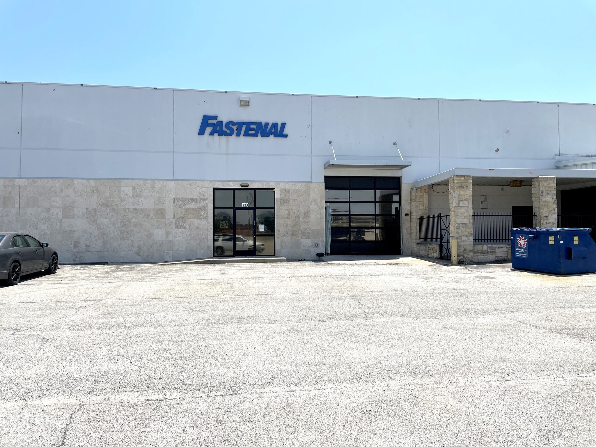 7500 Baker Blvd, Richland Hills, TX for lease Primary Photo- Image 1 of 17