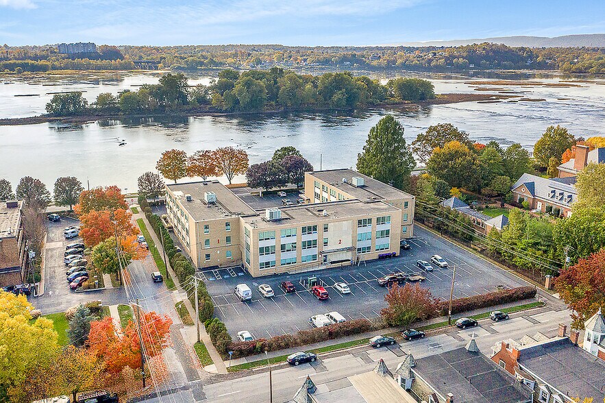 2001 N Front St, Harrisburg, PA for lease - Building Photo - Image 3 of 6