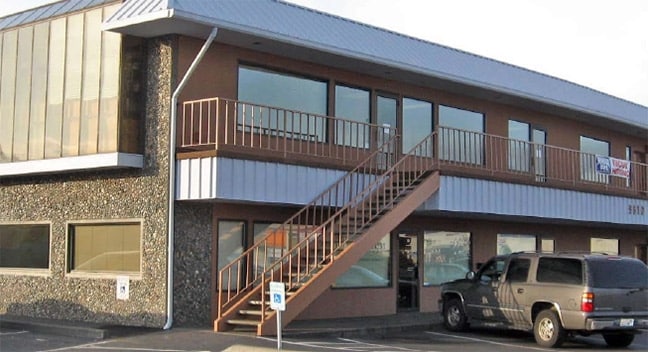 9810 40th Ave SW, Lakewood, WA for lease - Building Photo - Image 1 of 7