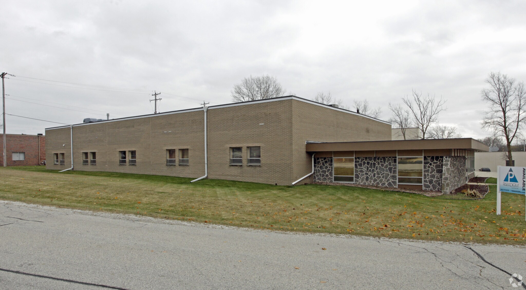 6801 S Industrial Loop, Greendale, WI à vendre Photo du bâtiment- Image 1 de 1