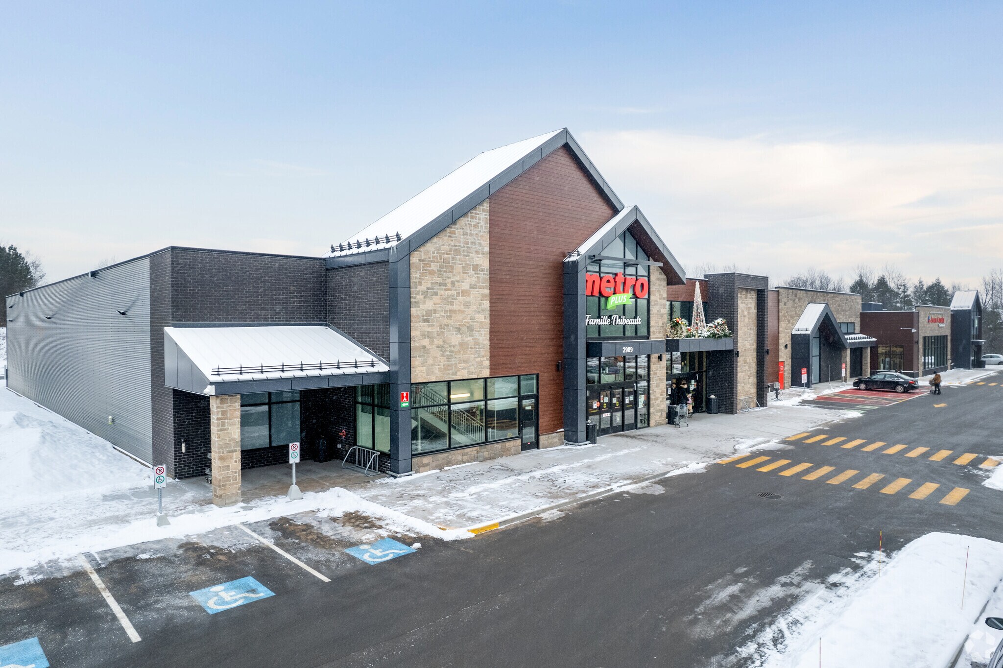 2985-2991 Boul Du Curé-Labelle, Prévost, QC à vendre Photo principale- Image 1 de 1