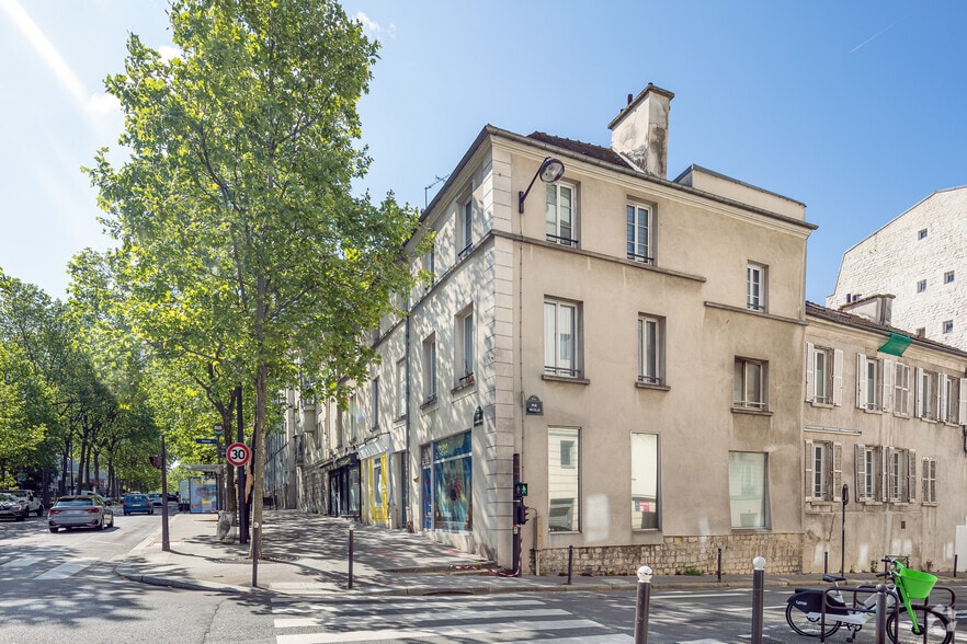 302 Rue De Charenton, Paris for sale - Building Photo - Image 3 of 3