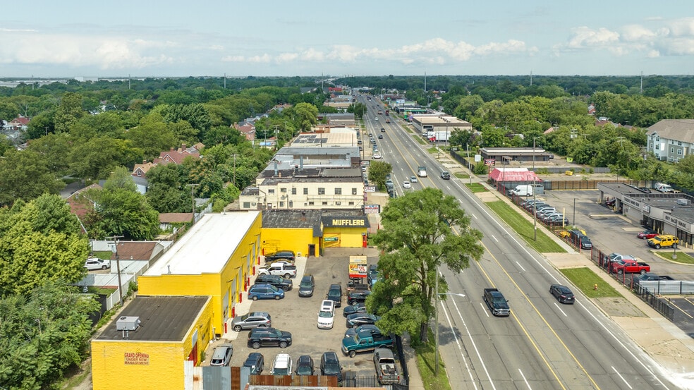 19989 Van Dyke Ave, Detroit, MI à vendre - Photo du bâtiment - Image 2 de 11