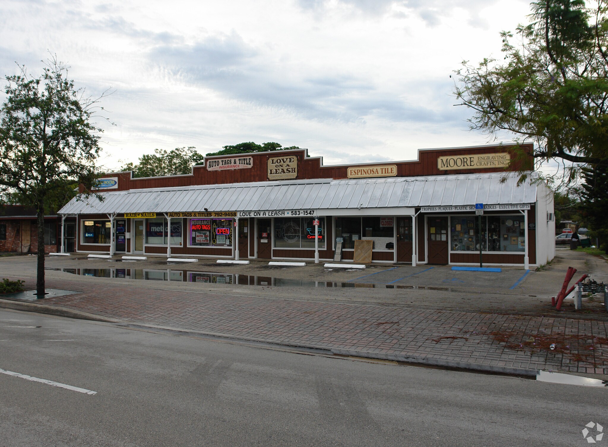 4264-4280 Davie Rd, Fort Lauderdale, FL à louer Photo principale- Image 1 de 7