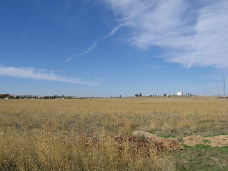 940 Wicks Ln, Billings, MT à louer - Photo du bâtiment - Image 2 de 9
