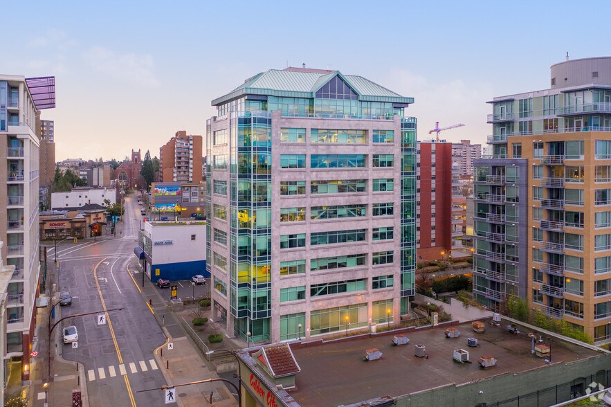 727 Fisgard St, Victoria, BC à vendre - Photo principale - Image 1 de 1
