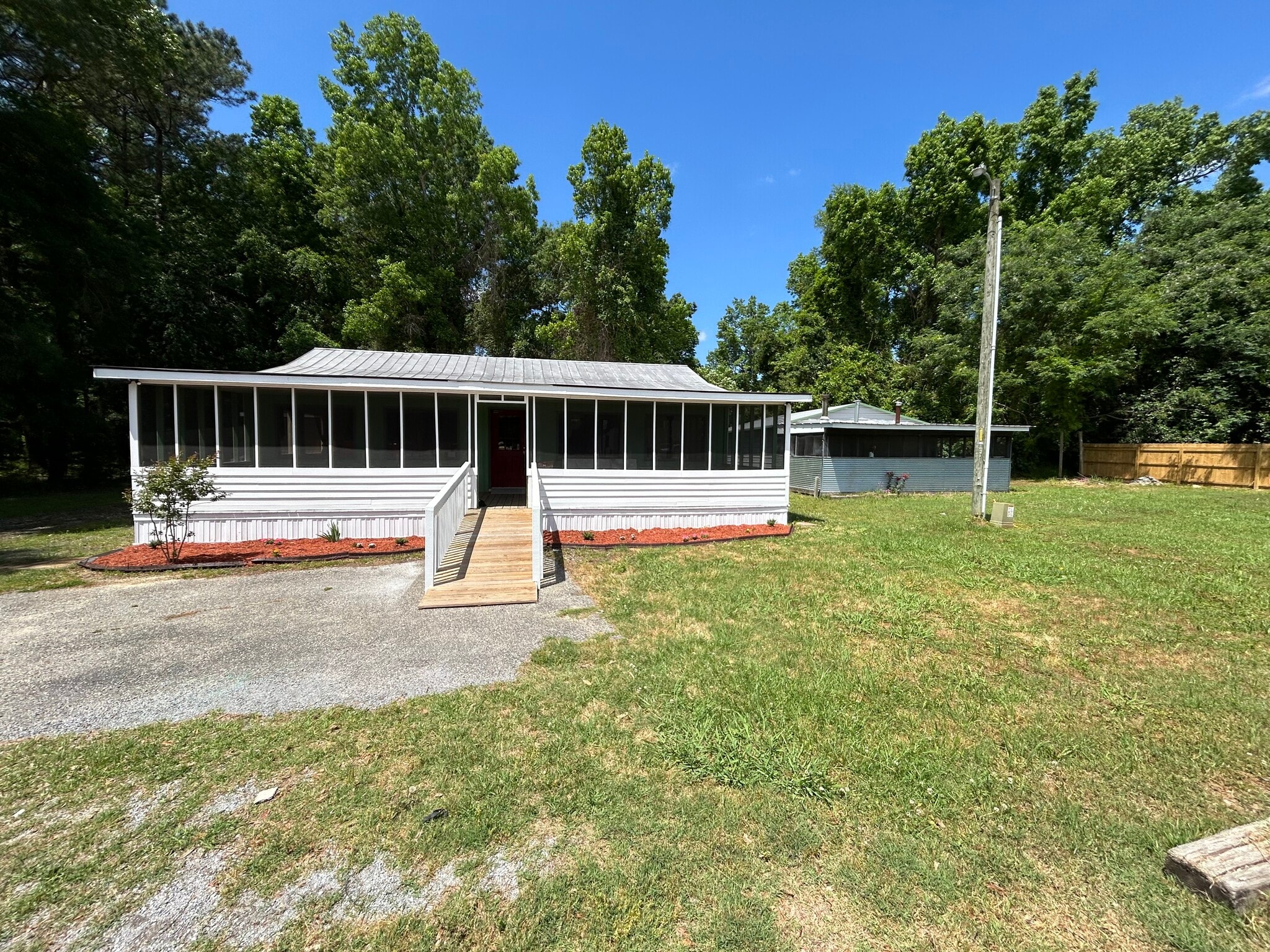 1457 Main St, Bonneau, SC for lease Primary Photo- Image 1 of 35