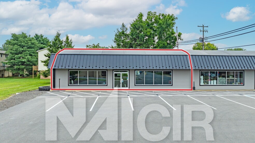 513 N Market St, Selinsgrove, PA for lease - Building Photo - Image 2 of 6