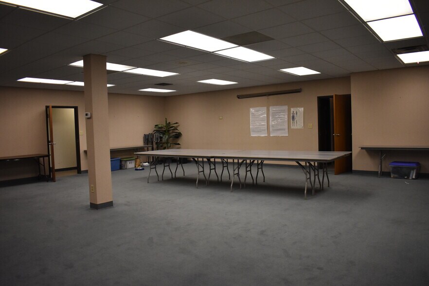 1661 Old Henderson Rd, Upper Arlington, OH à vendre - Photo intérieure - Image 3 de 3