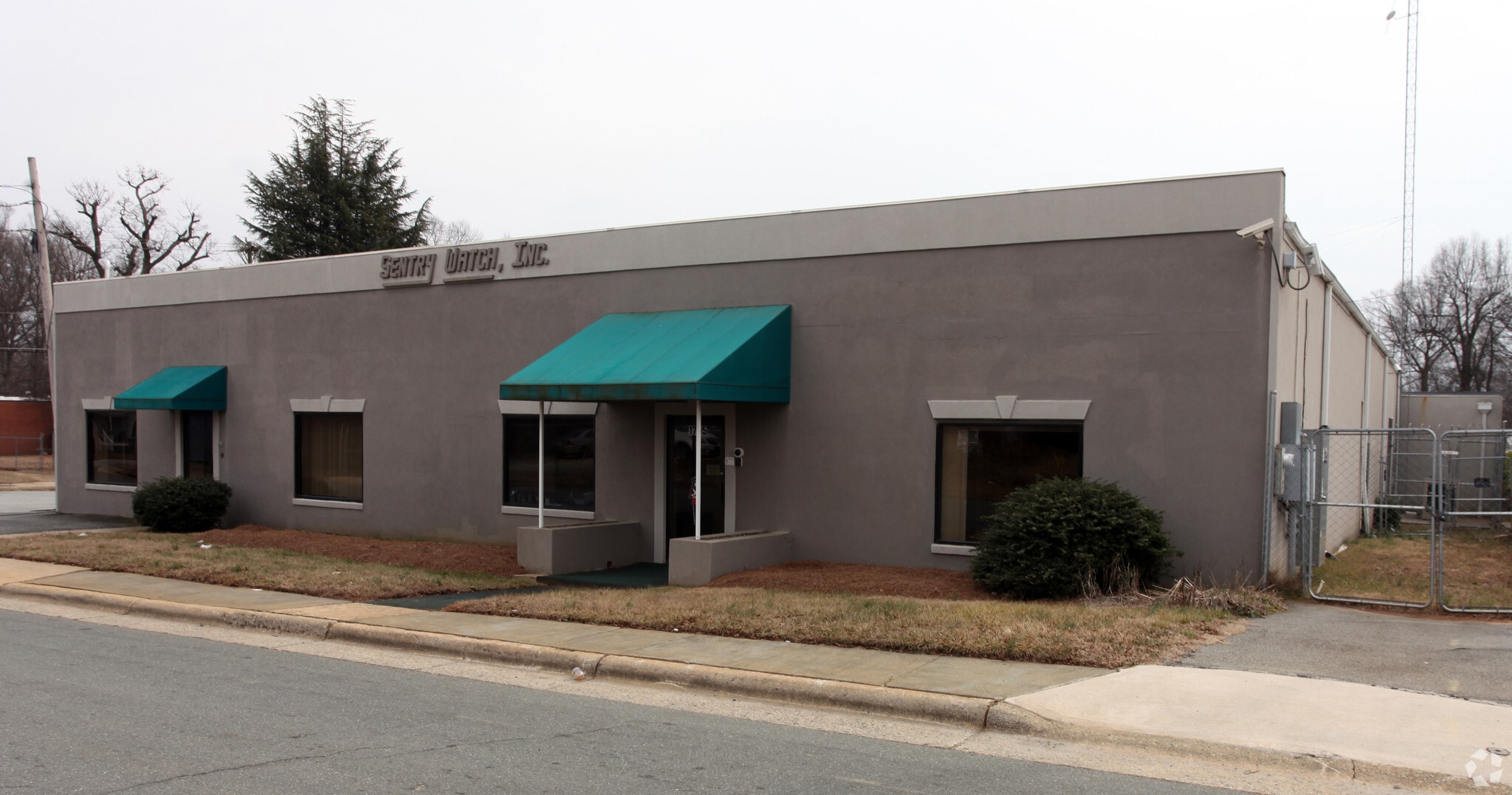 1703-1705 Holbrook St, Greensboro, NC for sale Building Photo- Image 1 of 14