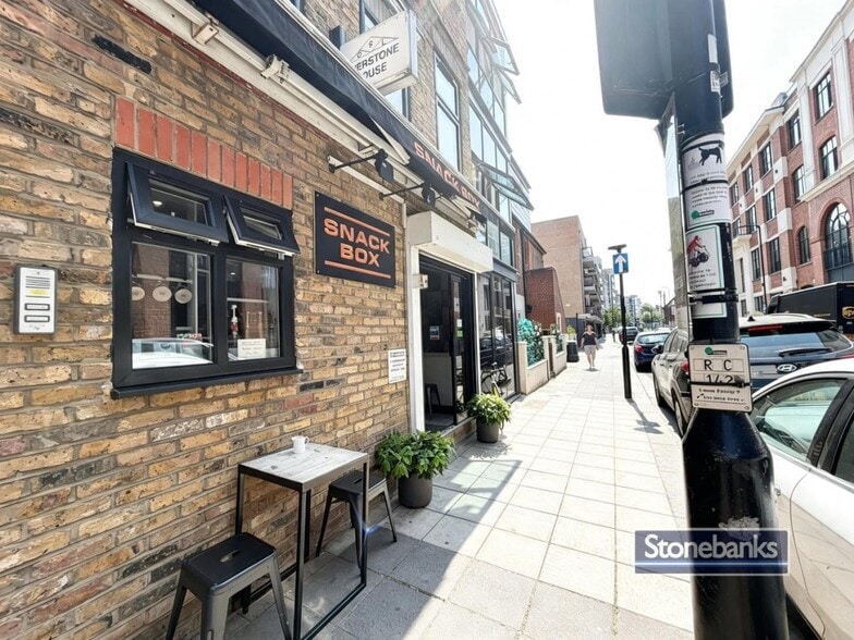 Warple Way, London for lease - Building Photo - Image 2 of 3