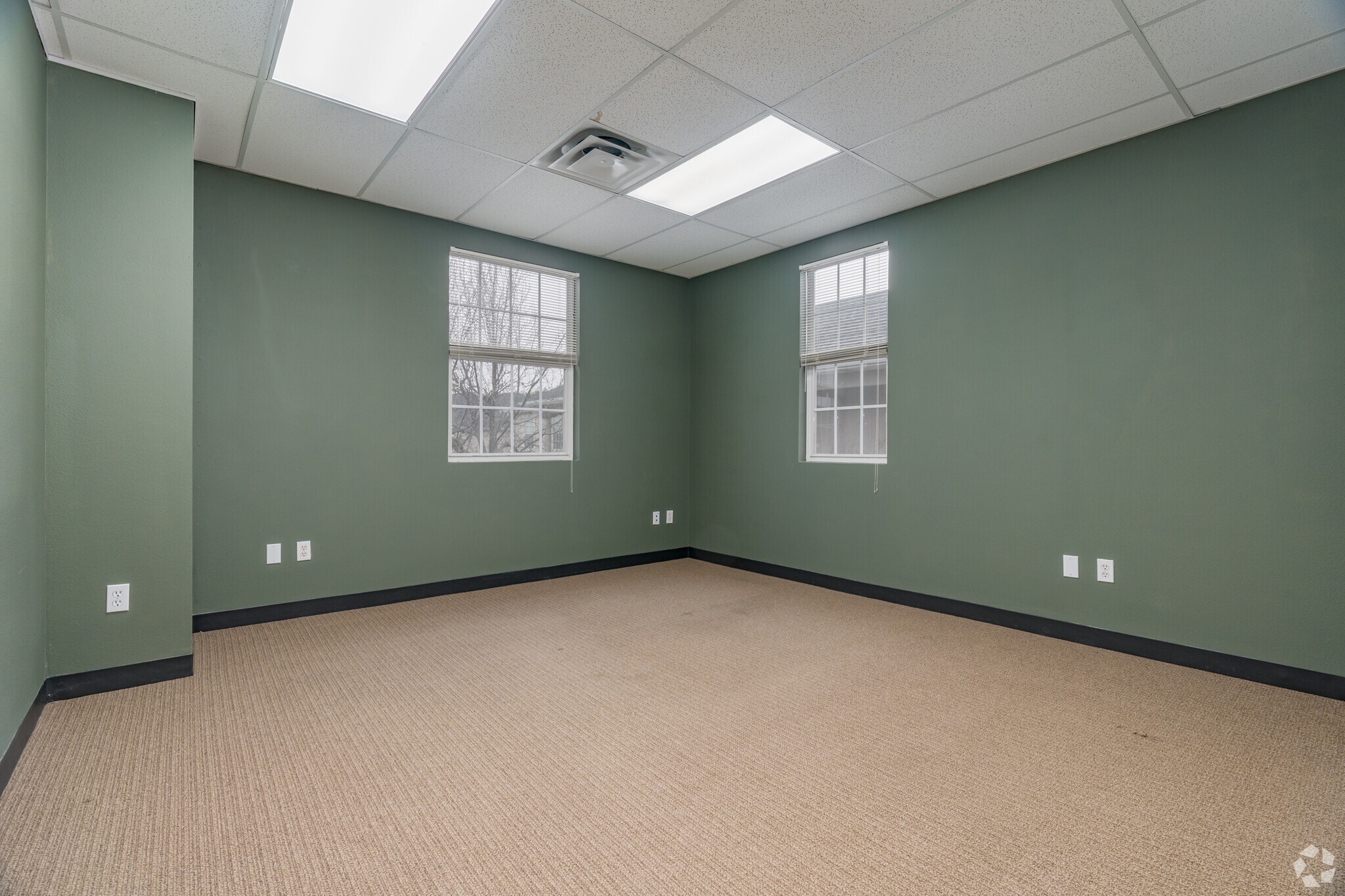 303 S Jupiter Rd, Allen, TX à louer Photo intérieure- Image 1 de 4