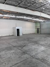3942 Arnold Ave, Naples, FL for lease Interior Photo- Image 2 of 8