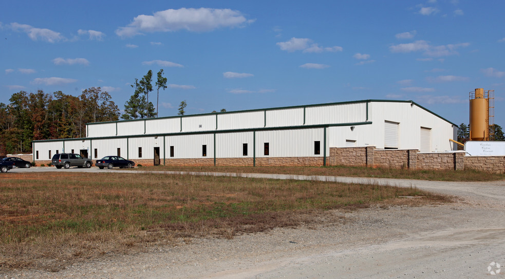 409 Northbrook Dr, Youngsville, NC for lease - Building Photo - Image 3 of 6