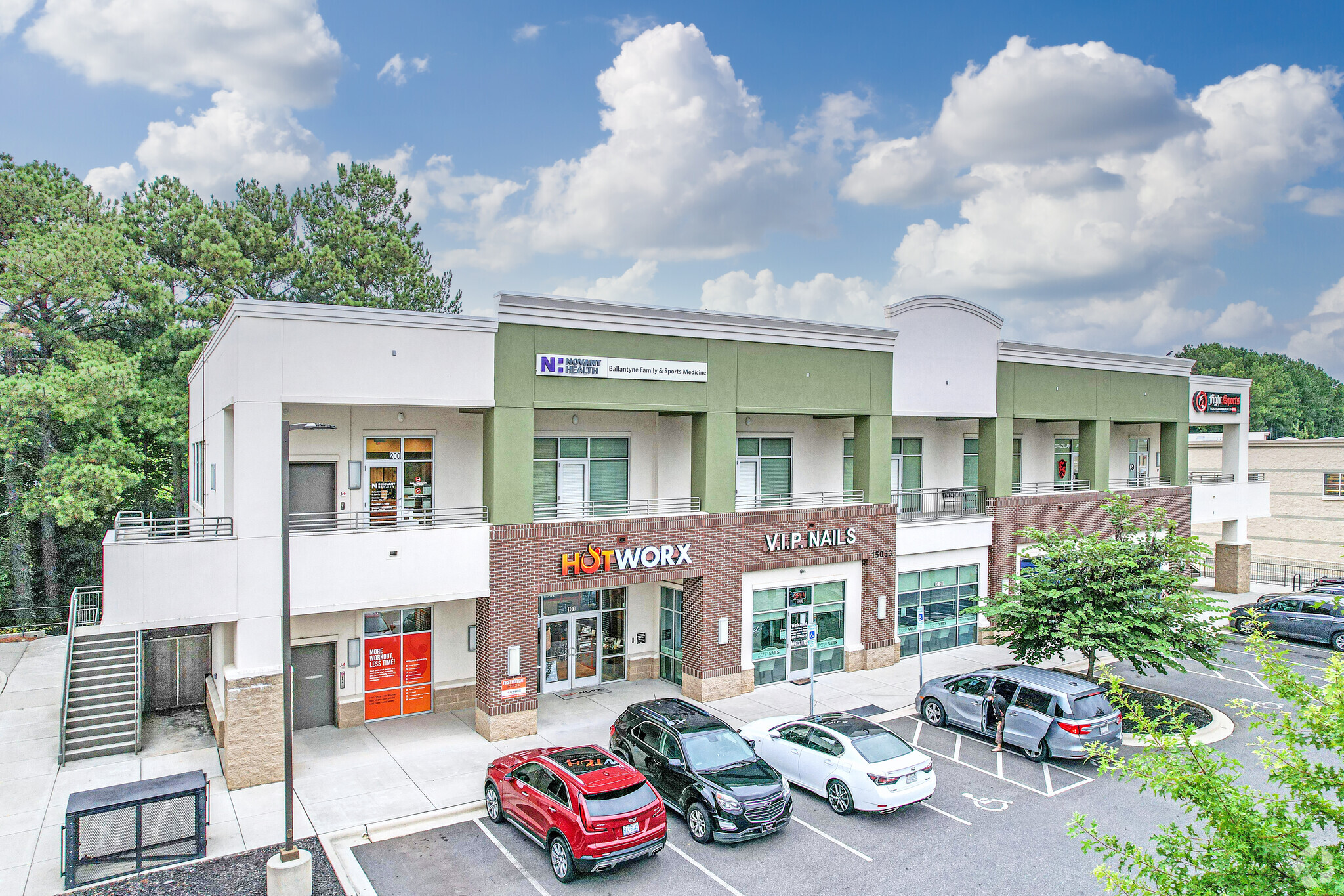 11101 Providence Rd W, Charlotte, NC for lease Primary Photo- Image 1 of 10