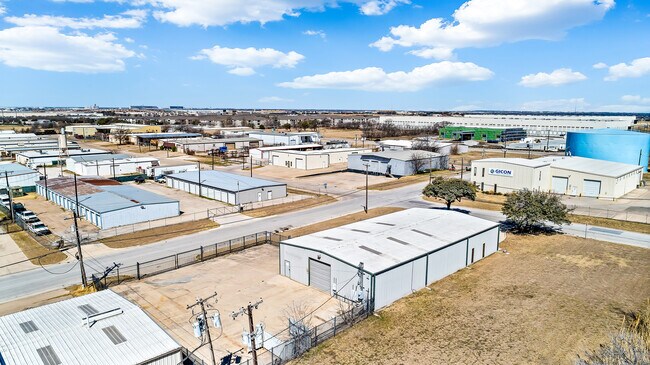 More details for 4300 Garland Dr, Haltom City, TX - Industrial for Lease