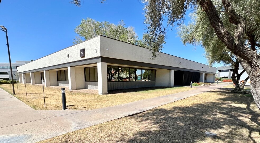 2525 W Beryl Ave, Phoenix, AZ for lease - Building Photo - Image 1 of 43