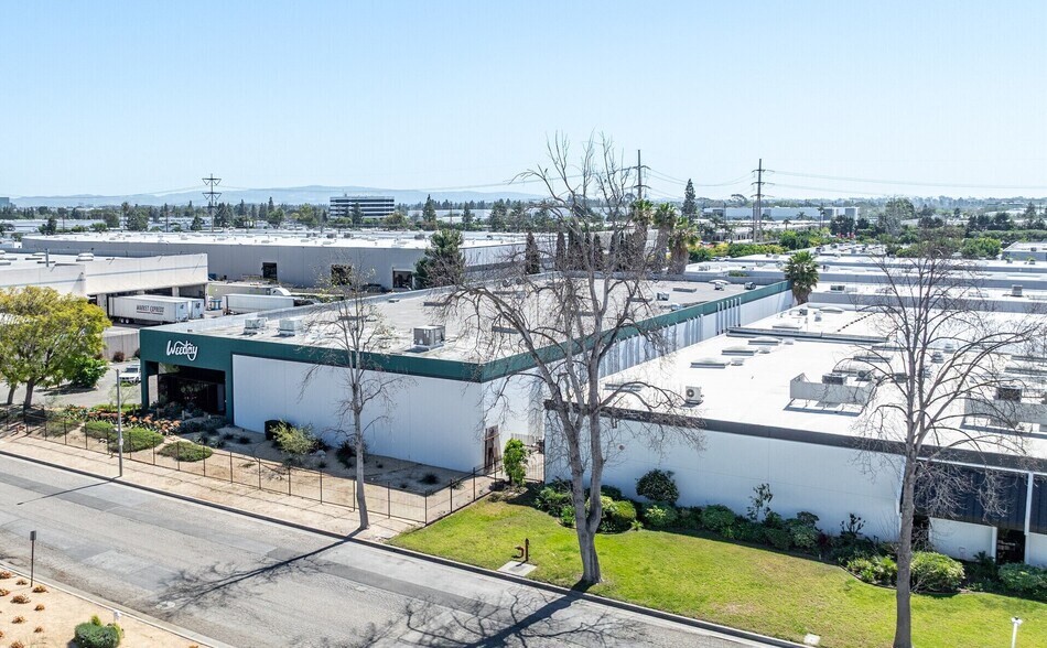 3500 W Garry Ave, Santa Ana, CA for sale - Building Photo - Image 1 of 13