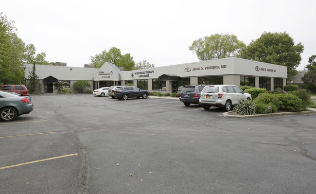 Plus de détails pour 3330 Veterans Memorial Hwy, Bohemia, NY - Bureau à vendre