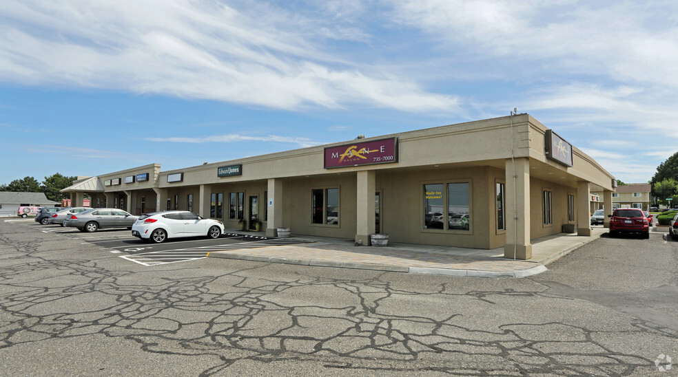 6855 W Clearwater Ave, Kennewick, WA for lease - Primary Photo - Image 2 of 9