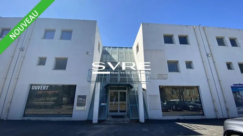 Retail in Aubagne for lease Building Photo- Image 1 of 4