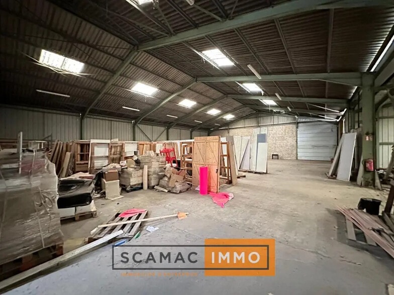 Industriel dans Gignac-la-Nerthe à louer - Photo intérieure - Image 2 de 4