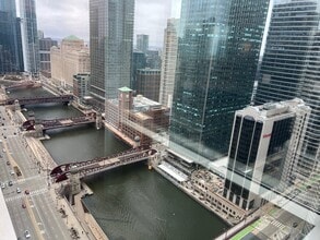35 W Wacker Dr, Chicago, IL à louer Photo intérieure- Image 2 de 6