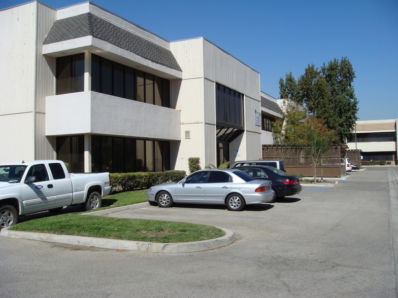 1585 S D St, San Bernardino, CA for lease - Building Photo - Image 2 of 5