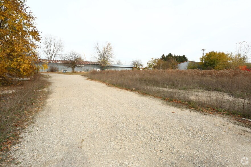 6880 Jackson Rd, Ann Arbor, MI à vendre - Photo principale - Image 2 de 3