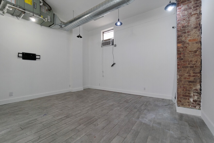 1512 Nostrand Ave, Brooklyn, NY for lease - Building Photo - Image 3 of 7