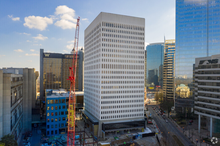 1175 Peachtree St NE, Atlanta, GA for lease - Building Photo - Image 3 of 34