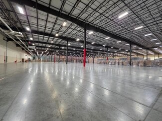 Plus de détails pour 81 Commerce Dr, Fall River, MA - Industriel à louer